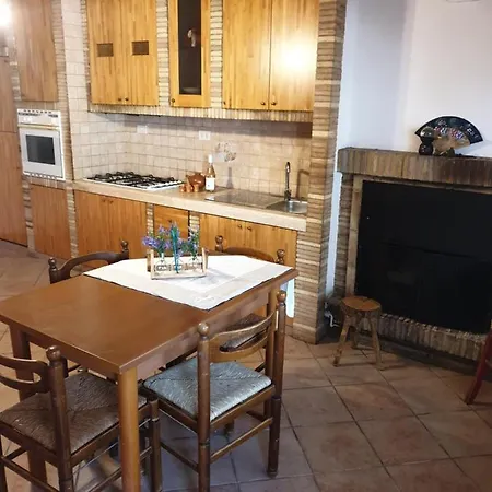 Casa Rosa Rocca San Giovanni